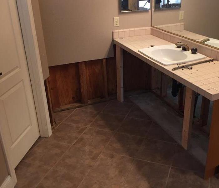  bathroom cabinets with lower doors removed  
